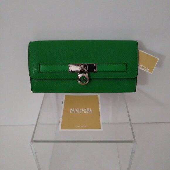 Michal Kors Nouveau Hamilton Palm Green Wallet - Picture 3 of 14